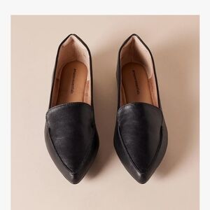 Amazon Essentials Women's Black Loafers